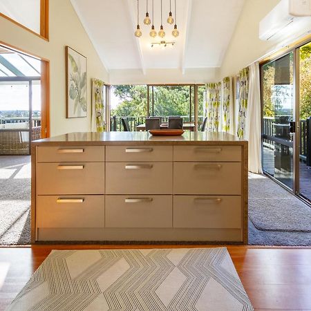 Sherwood Lodge 4-Bedroom Holiday Home With Spectacular Views Christchurch Eksteriør bilde
