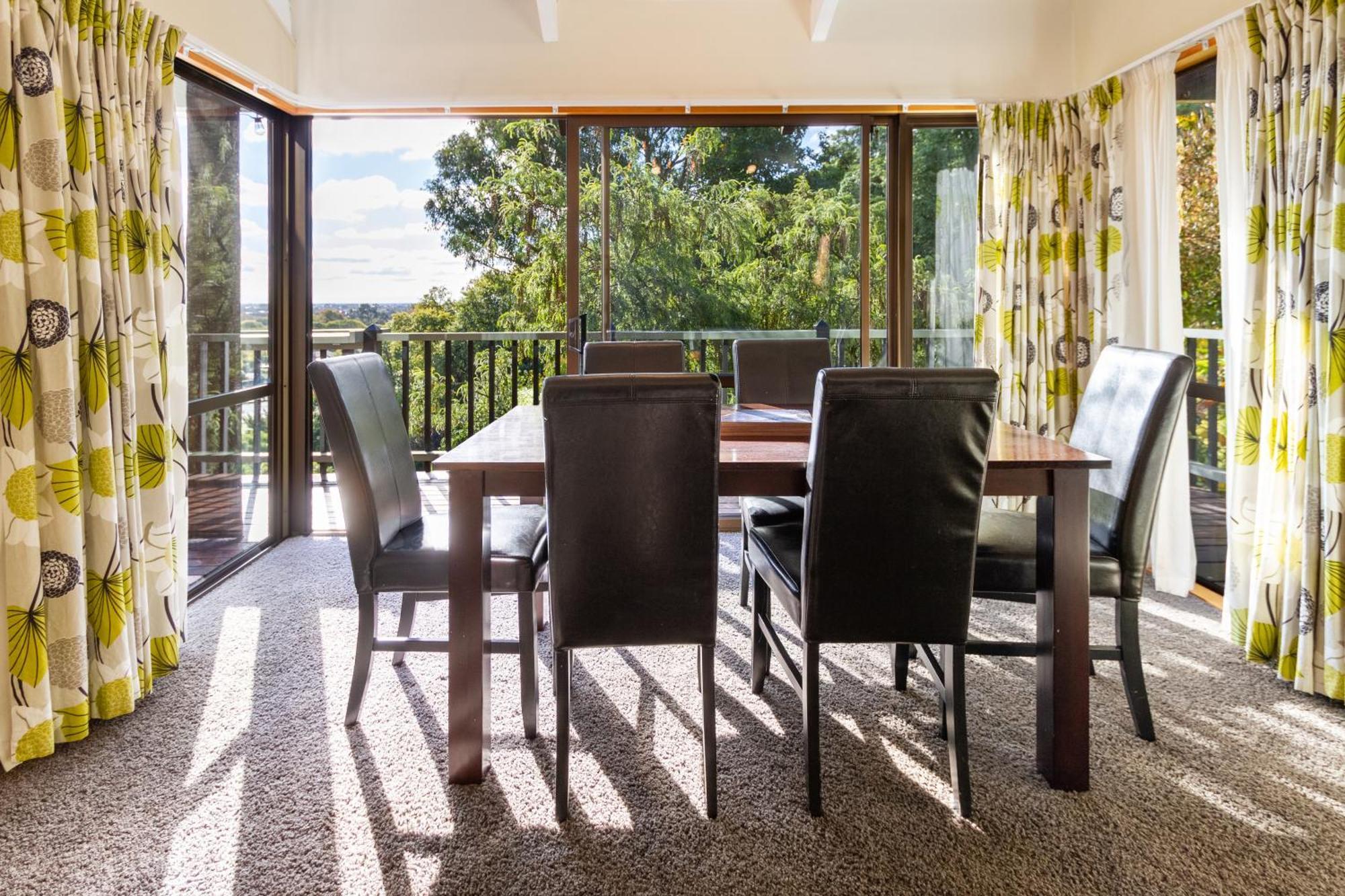 Sherwood Lodge 4-Bedroom Holiday Home With Spectacular Views Christchurch Eksteriør bilde