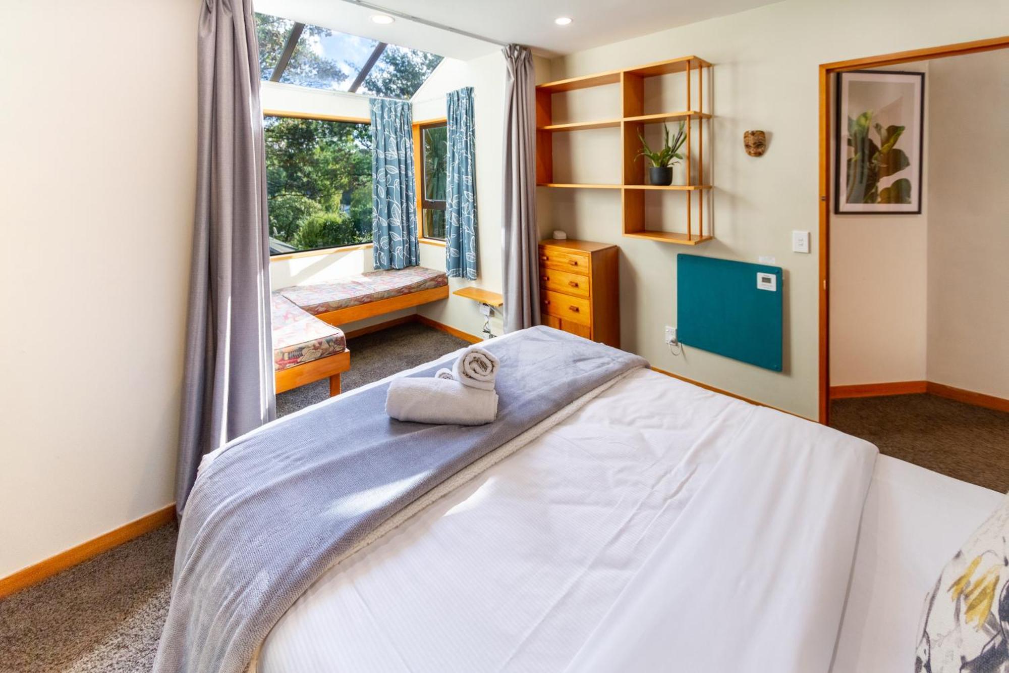 Sherwood Lodge 4-Bedroom Holiday Home With Spectacular Views Christchurch Eksteriør bilde