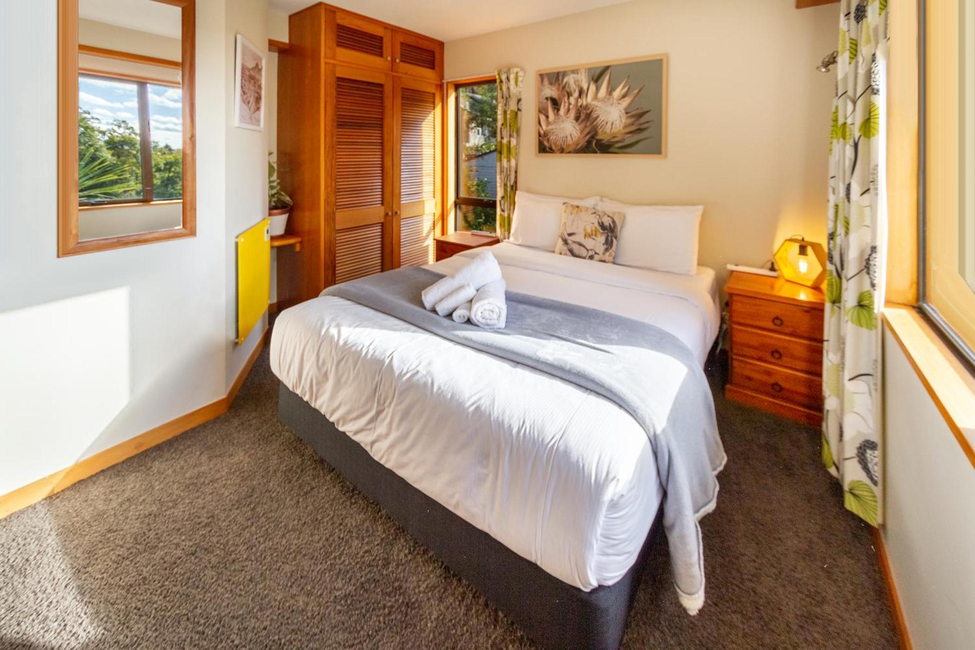 Sherwood Lodge 4-Bedroom Holiday Home With Spectacular Views Christchurch Eksteriør bilde