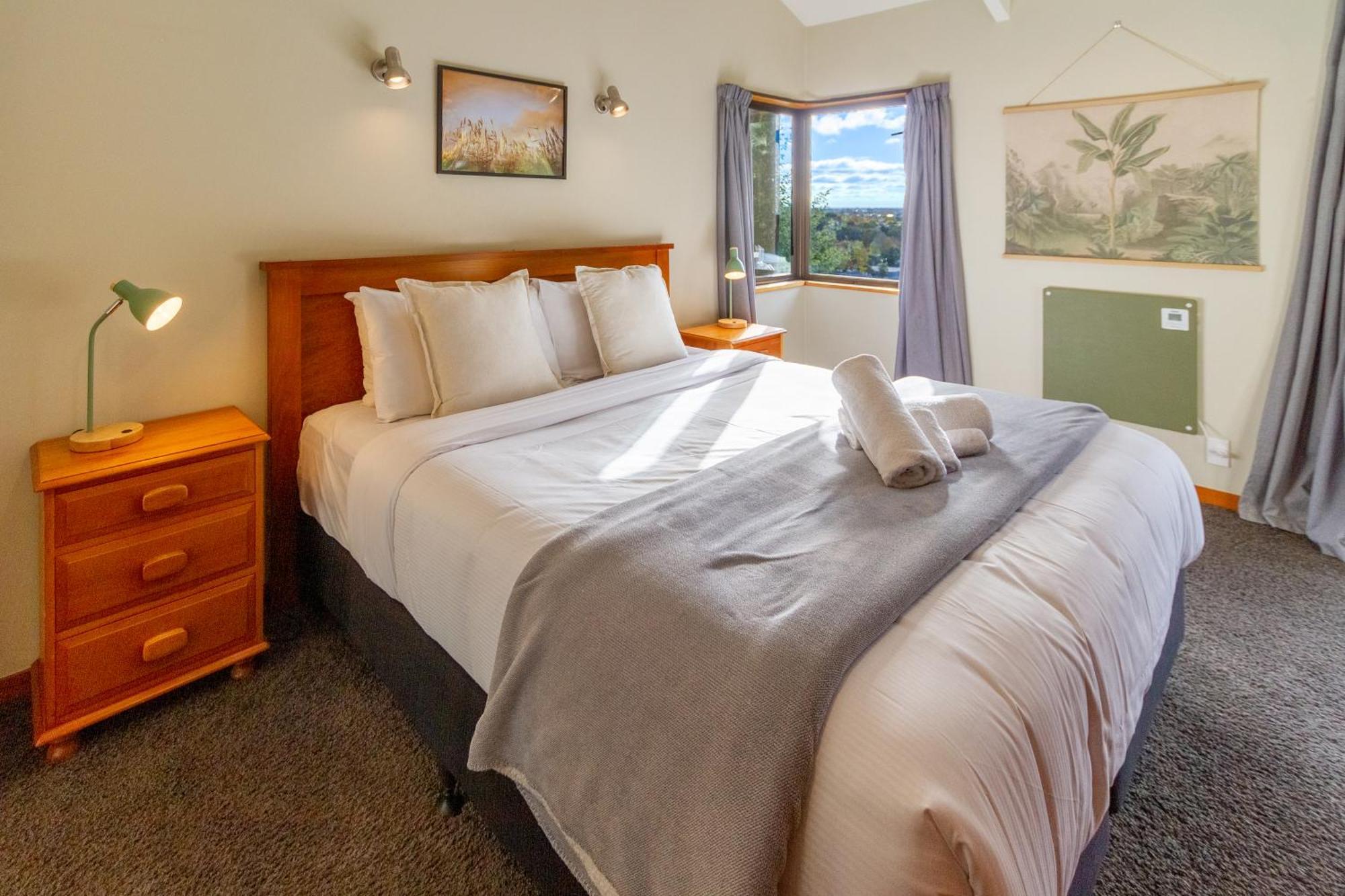 Sherwood Lodge 4-Bedroom Holiday Home With Spectacular Views Christchurch Eksteriør bilde