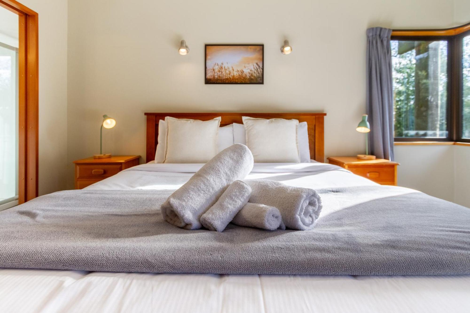 Sherwood Lodge 4-Bedroom Holiday Home With Spectacular Views Christchurch Eksteriør bilde