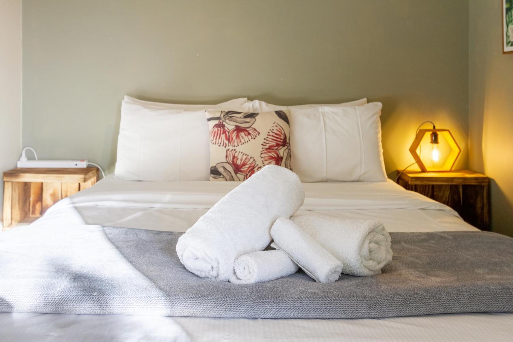 Sherwood Lodge 4-Bedroom Holiday Home With Spectacular Views Christchurch Eksteriør bilde